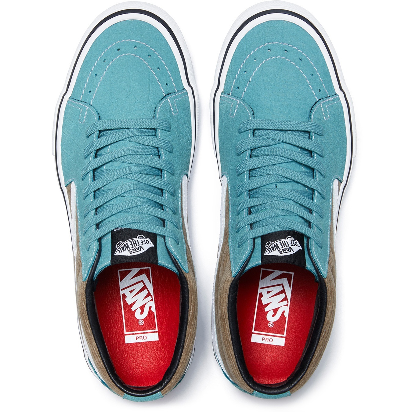 Supreme®/Vans® Crocodile Corduroy Sk8-Mid view 3